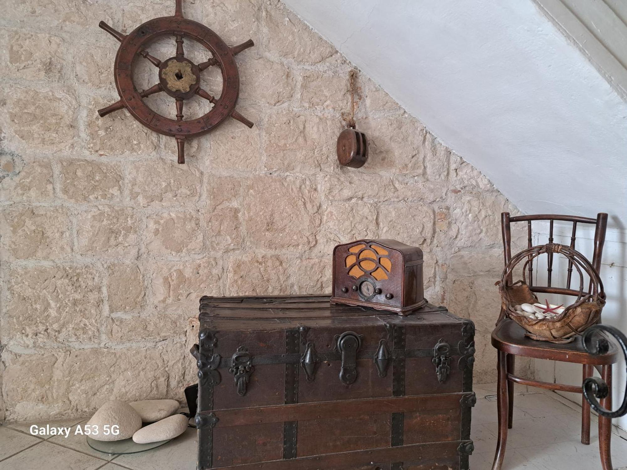 Heritage Rooms Kut Vis Esterno foto